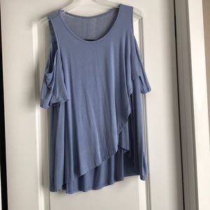 Cut out shoulder, flowy, asymmetrical top.